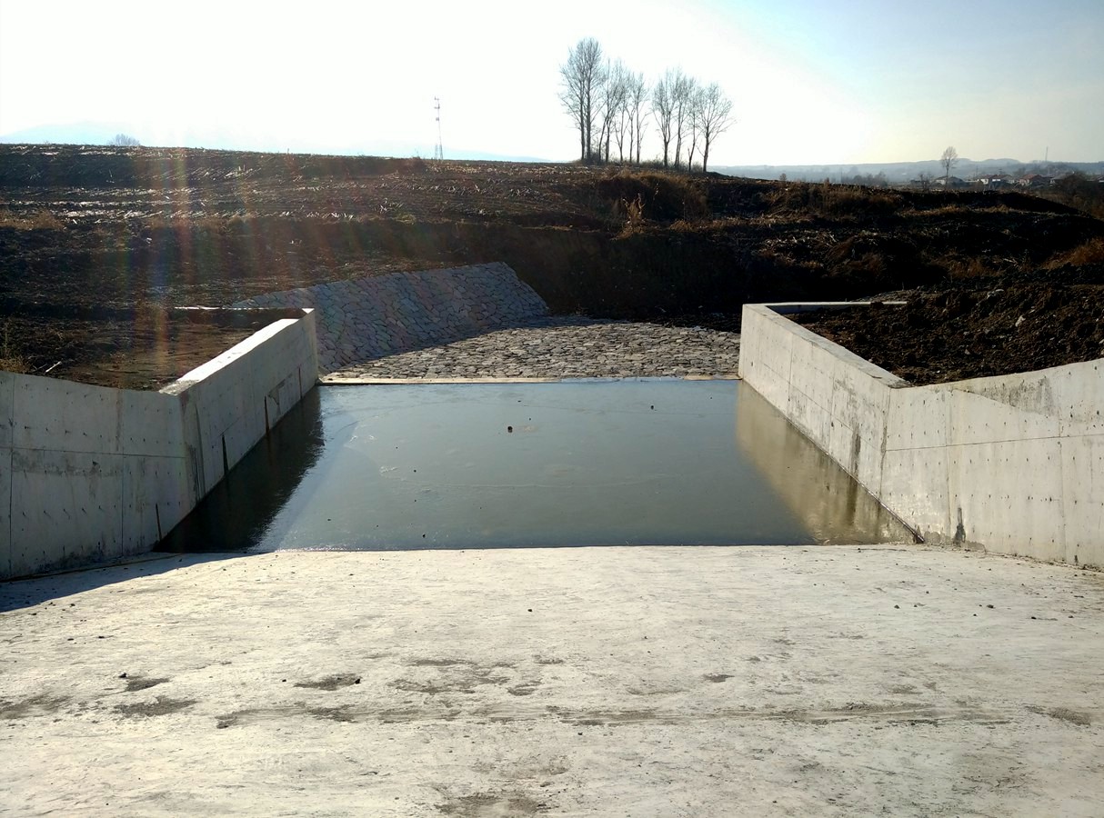 吉林隆源水利工程有限公司磐石市秦家水庫除險加固工程4